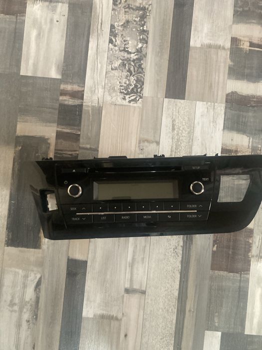 Магнитола Toyota Corolla продам