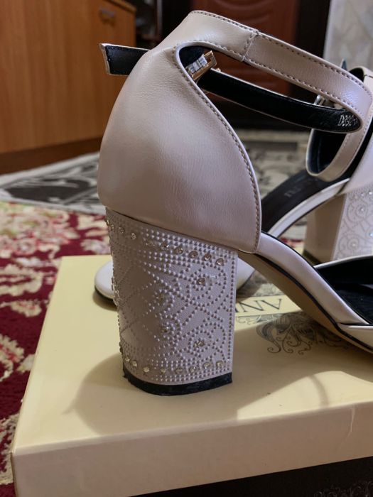 Продам туфли