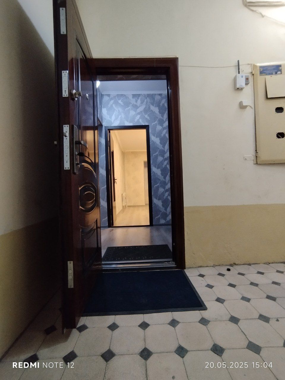 Продается Квартира Паркентский рынок своя 2/1/9 Отдельный вход