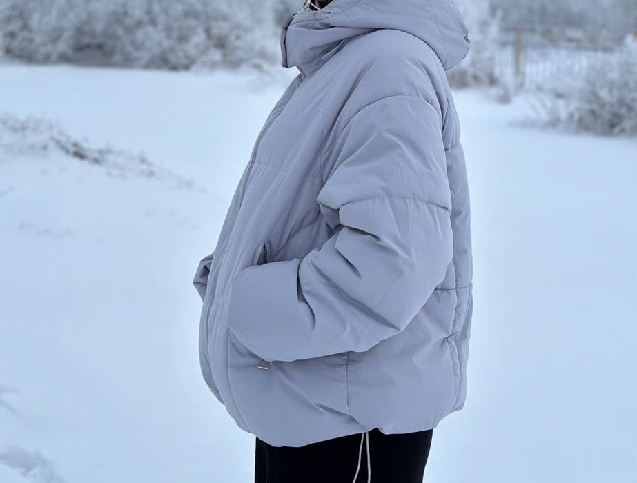 Продам зимнюю куртку