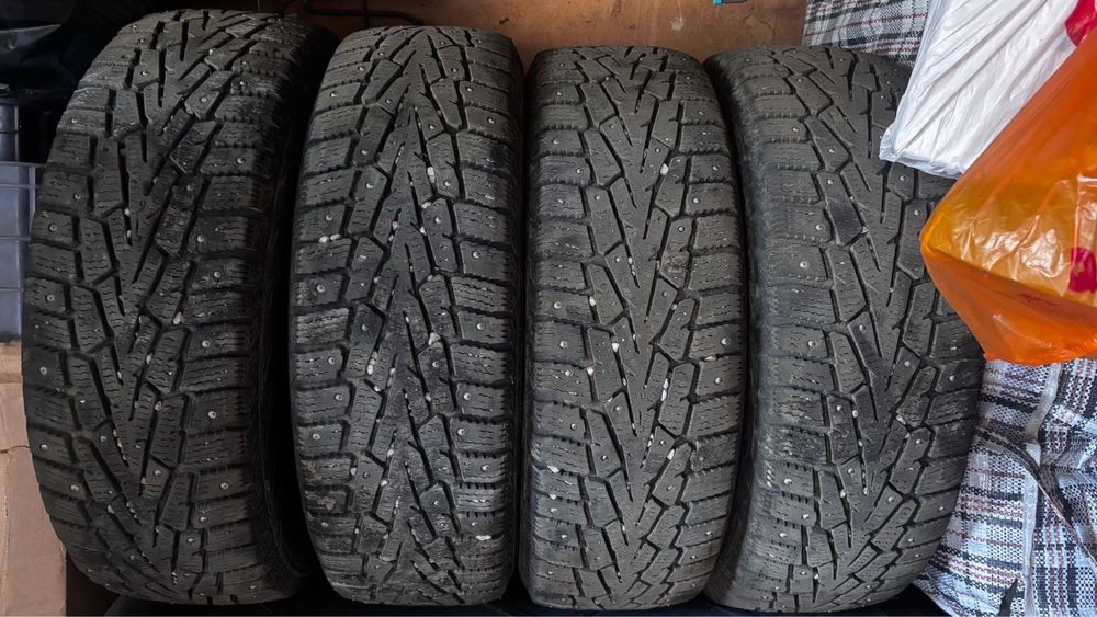 Зимний шины в комплекте