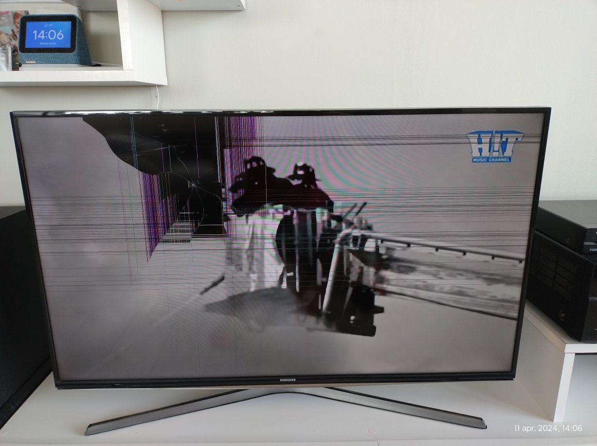 TV Samsung UE40J6200