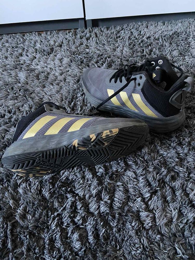 36 номер обувки adidas