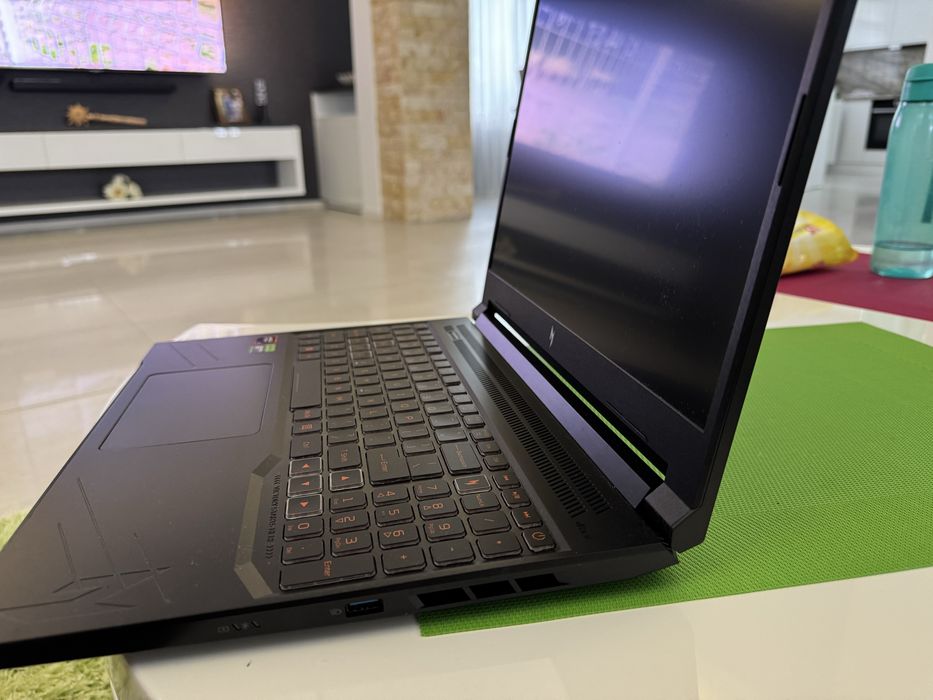 Laptop acer nitro v16 ( + cooler gratis + garantie laptop 2026 )