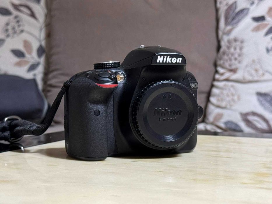 Nikon D3400 + 18–55mm VR + чанта
