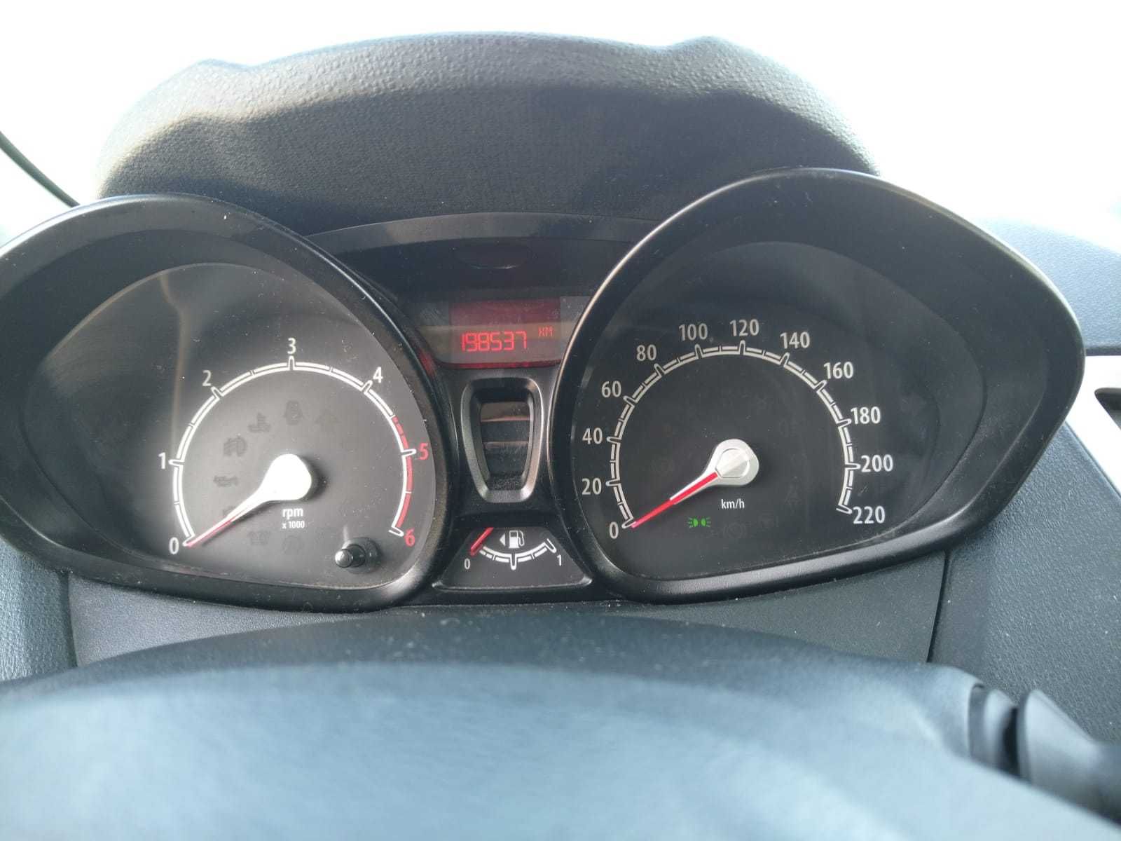 Vand Ford Fiesta
