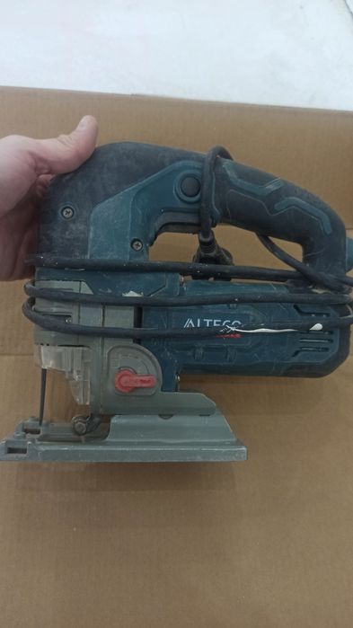 Продам лобзик в хорошем состоянии