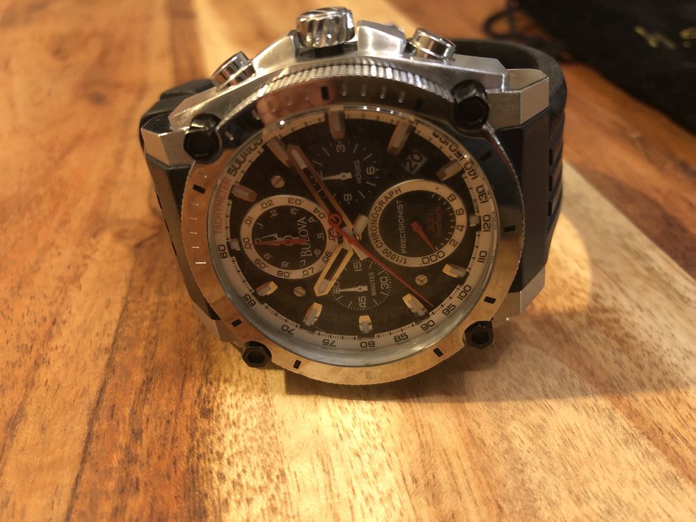 Bulova Precisionist Chronograph 300M Black Dial 98B172