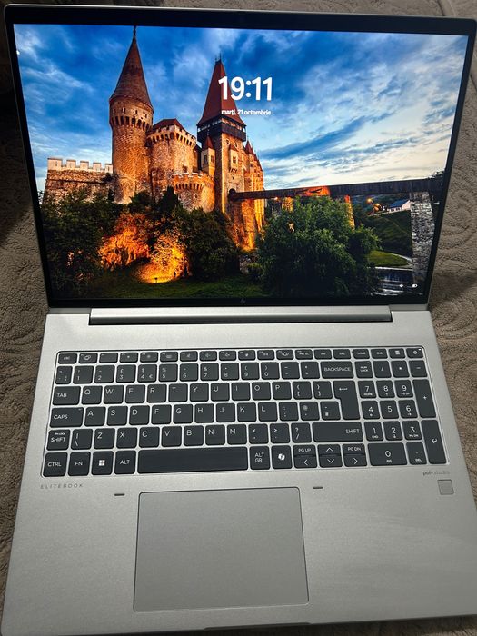 HP elitebook 665 G11 16 inch