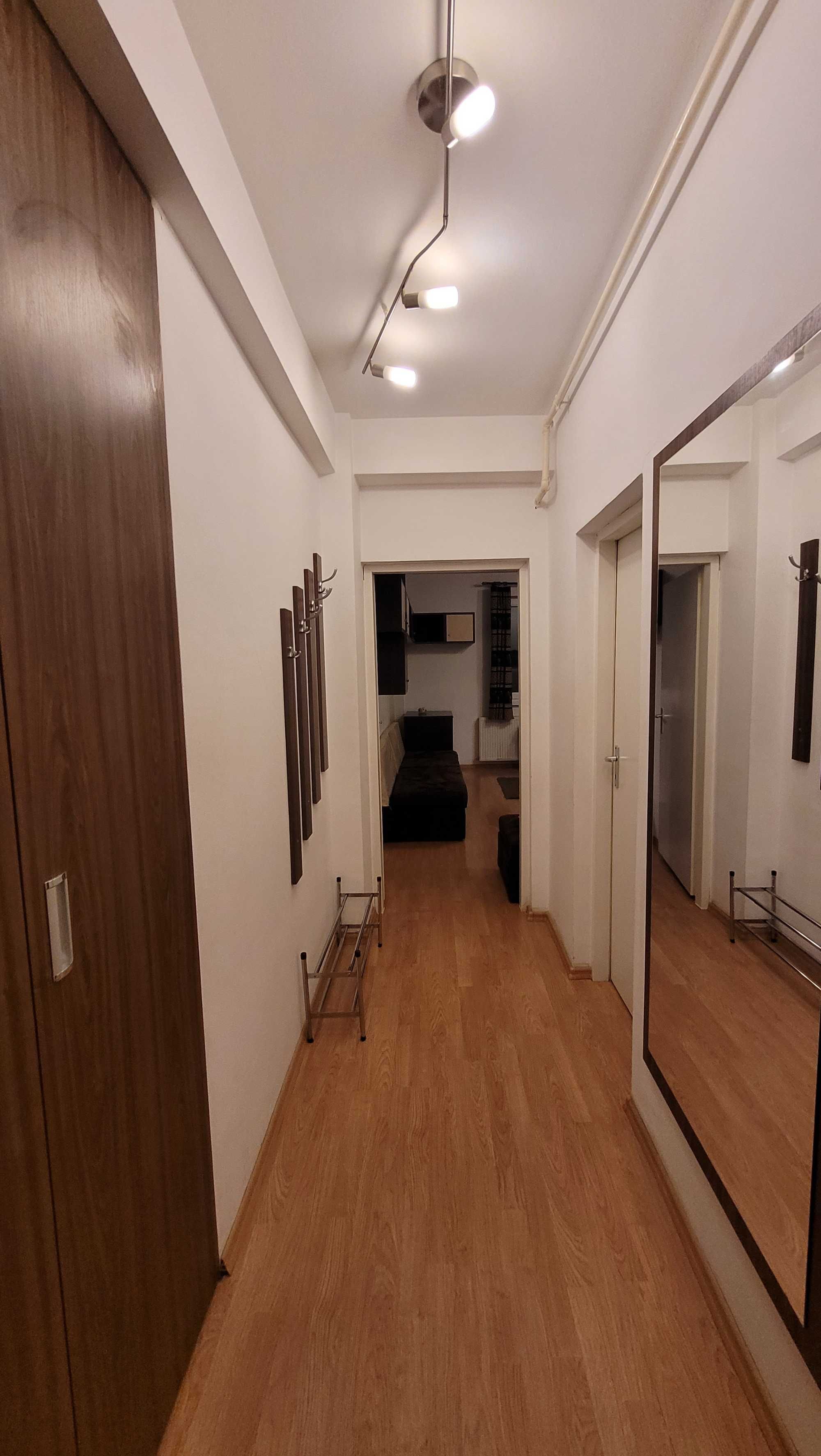 Apartament de închiriat Buna Ziua