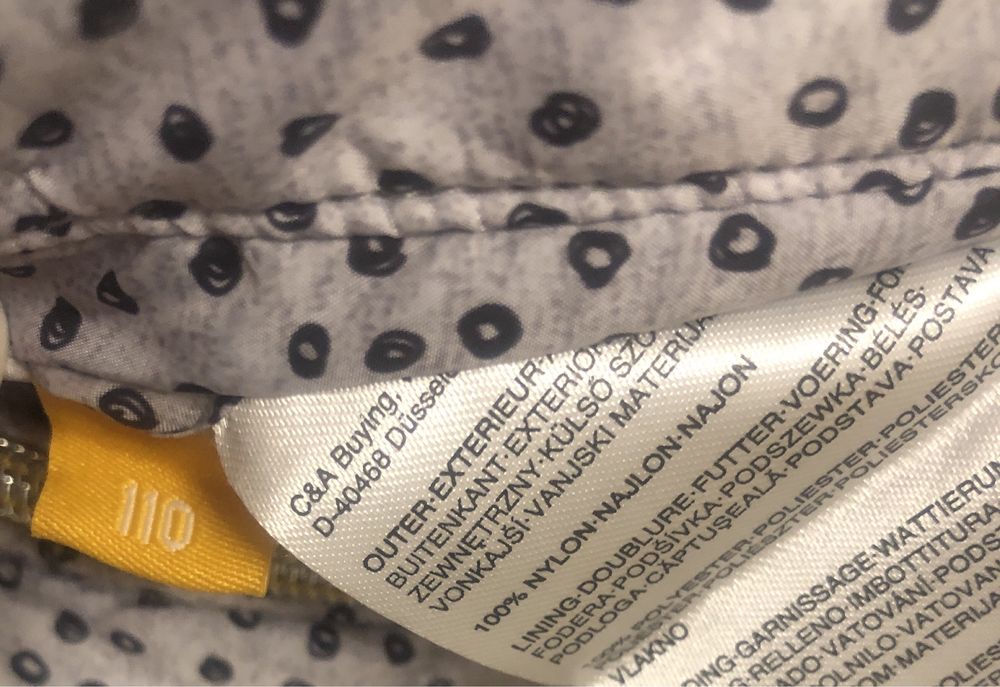 Vesta cu doua fețe !