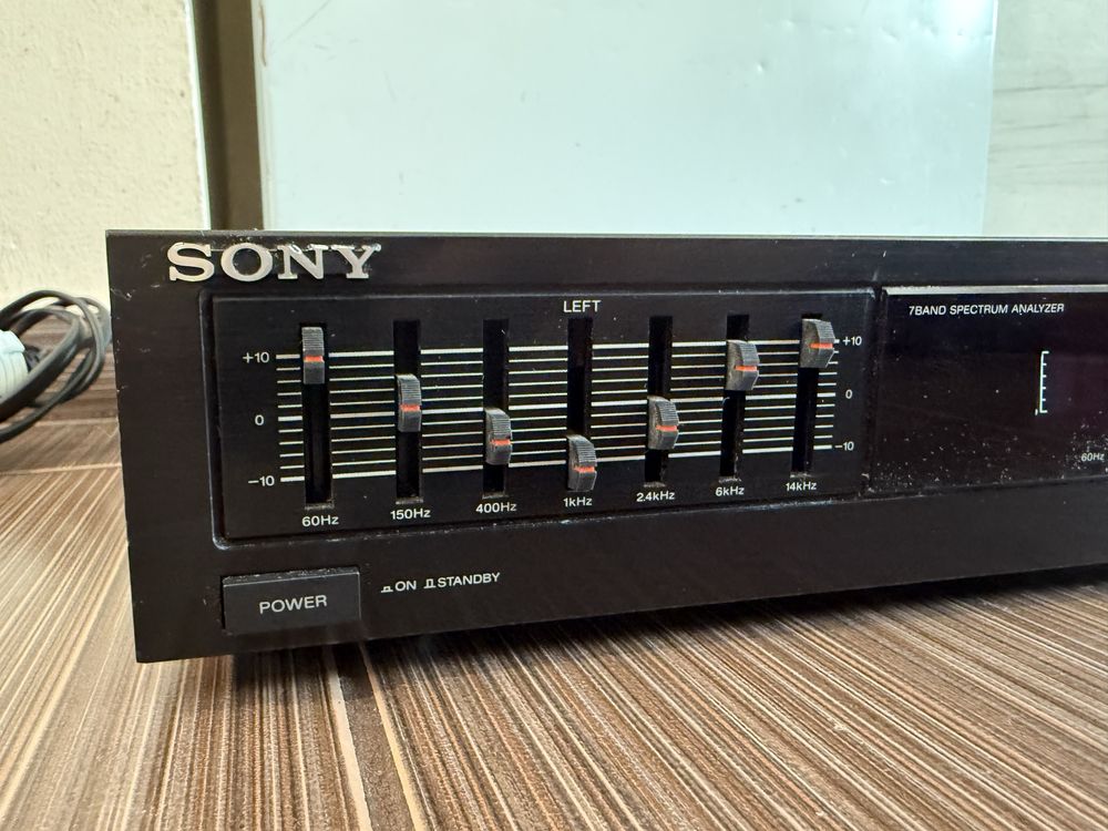 Sony SEQ-411 Еквалайзер