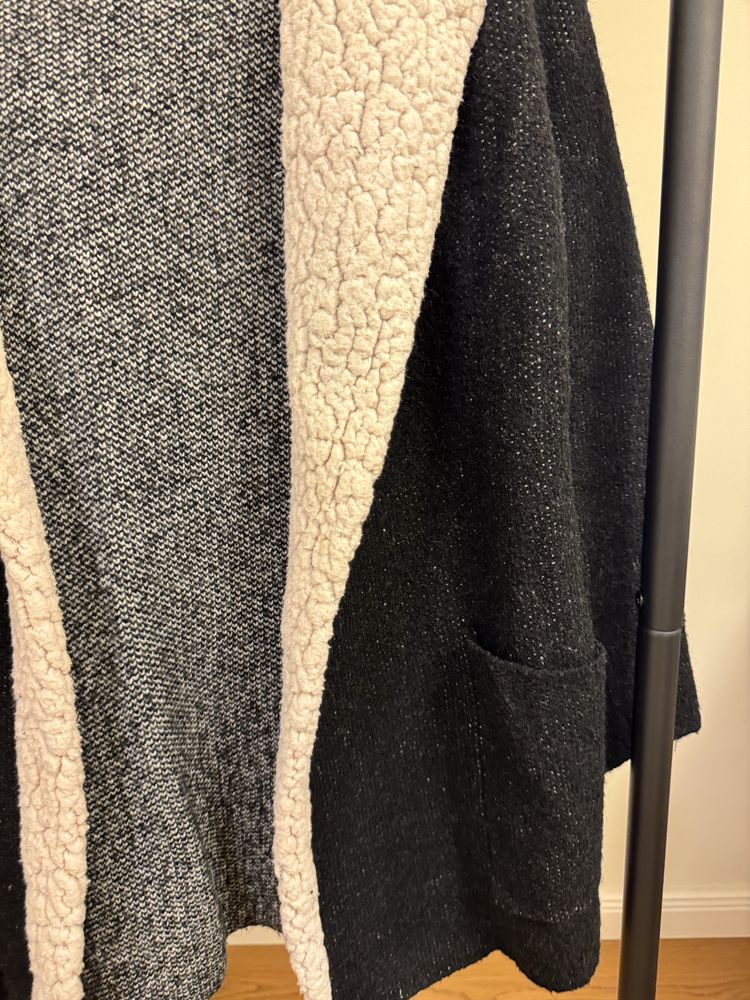 ZARA жилетка тип палто
