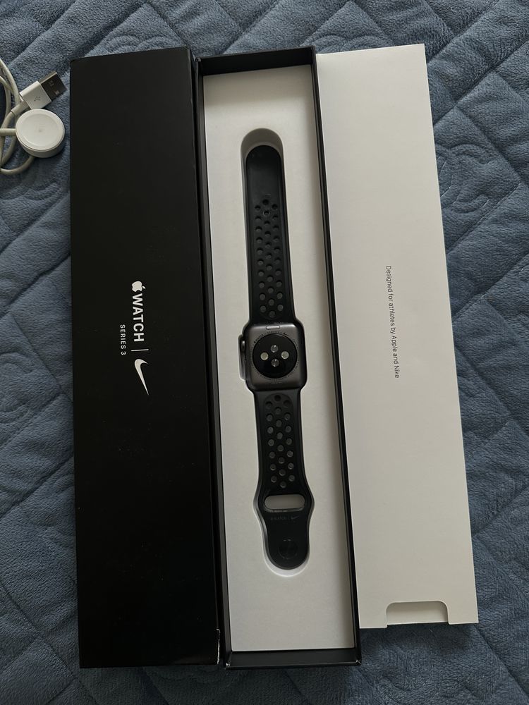 Apple watch series 3