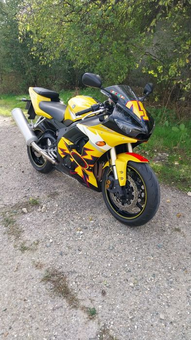 Vand Yamaha R6 2005 RJ095 editie VR46 1107