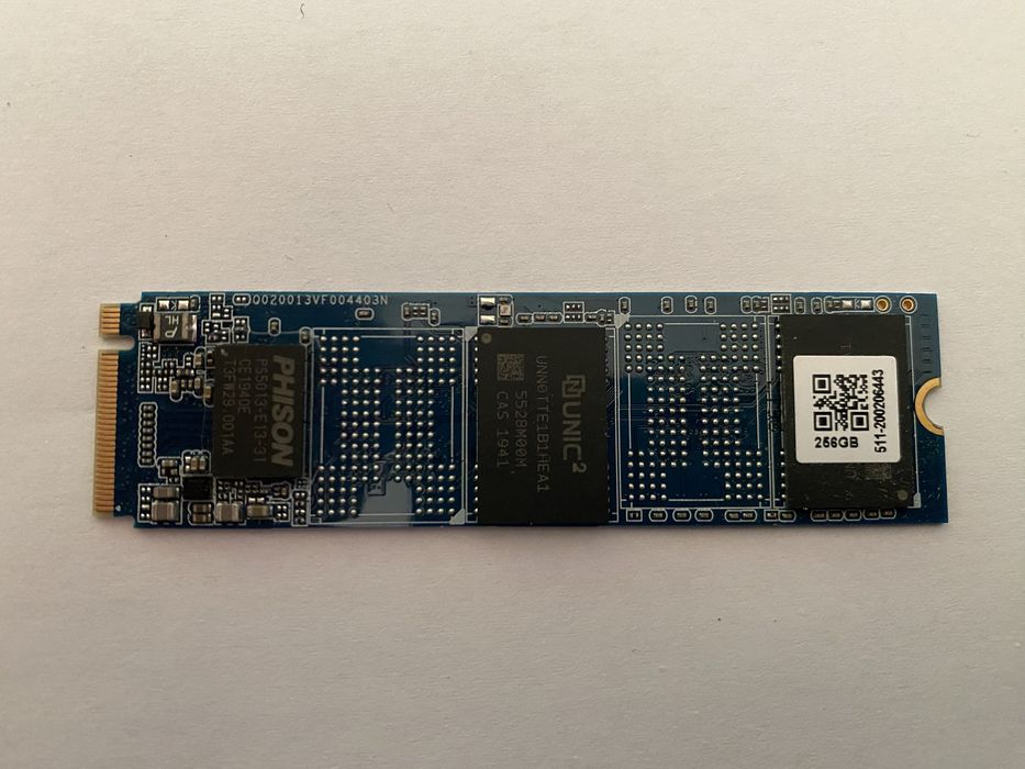SSD-256Gb m.2 HikVision