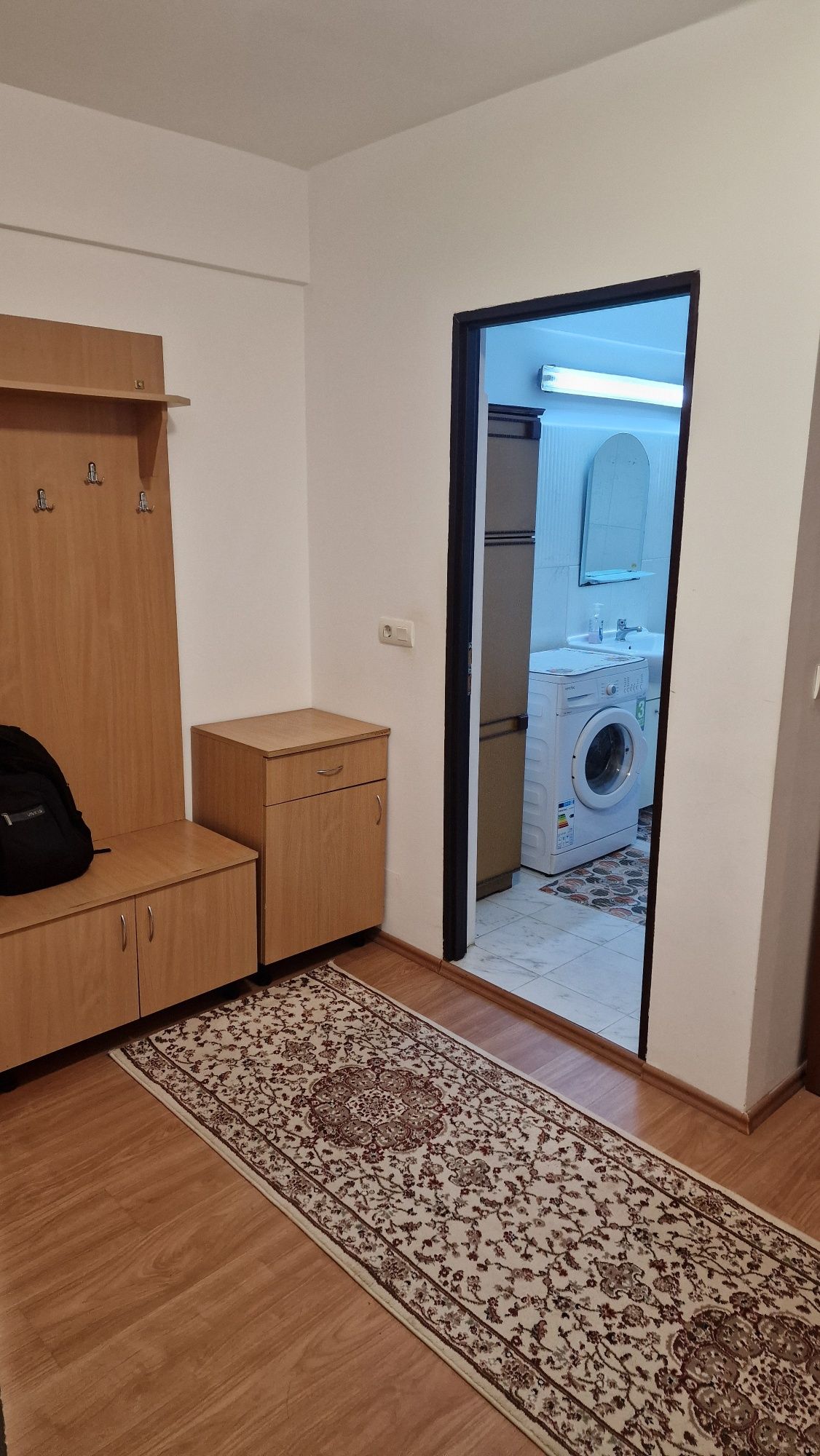 Vand Apartament 1 Cameră Decomandat + parcare exterioară cu barieră!