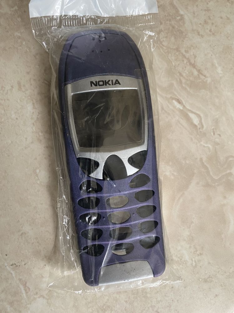 Carcasa Nokia 6210 mov/cameleon noi noute nefolosite!!