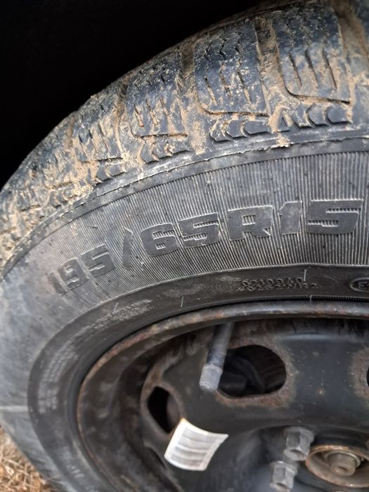 Anvelope cauciucuri jenti