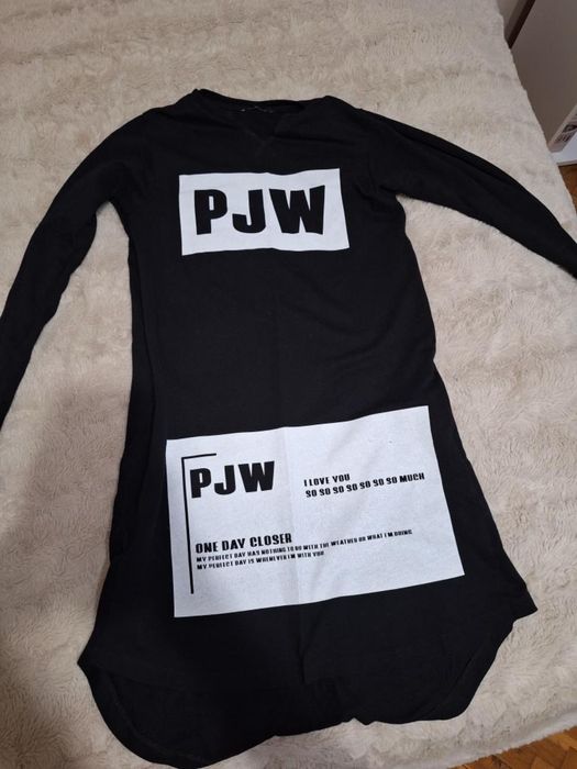 Чисто нова елеганта рокля