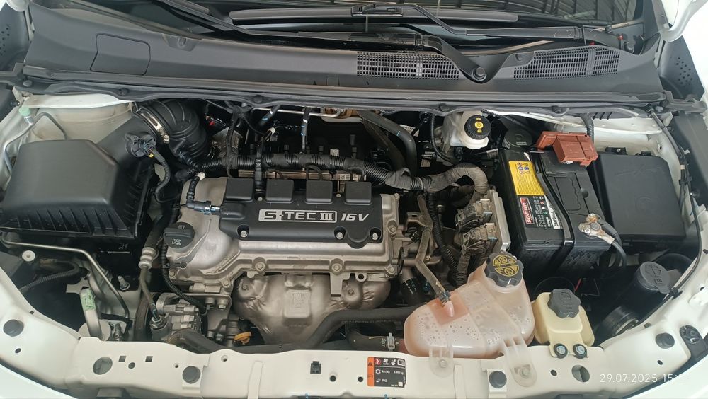 Moyka borib yuvib berish hizmati Damas