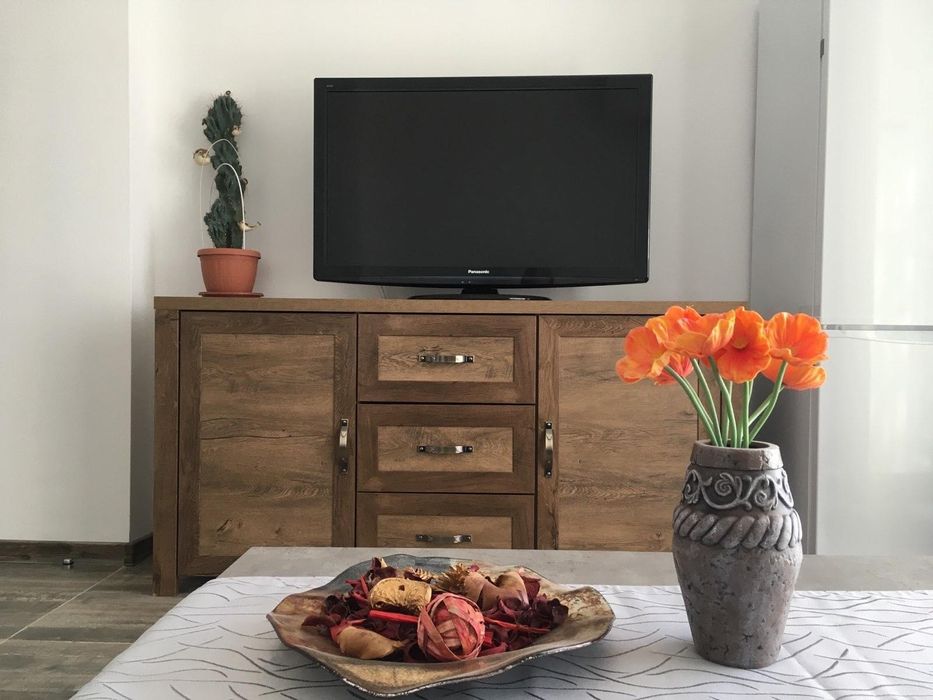 Дава се под наем Двустаен апартамент в Варна, Левски - 50 кв.м за 500 € - Снимка #1