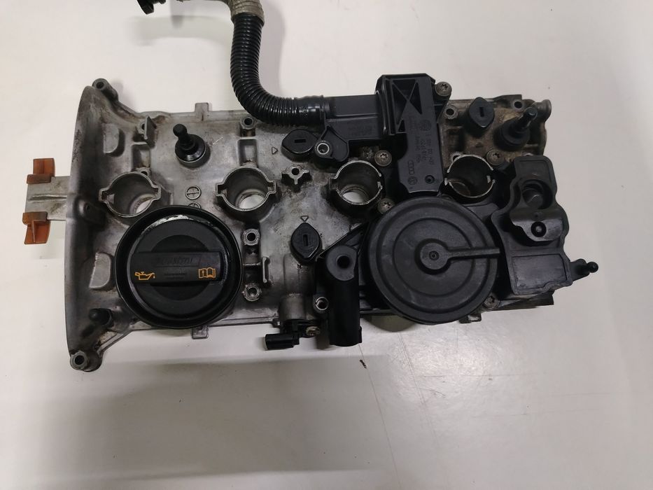 Capac culbutori Epurator gaze 1.8 CDA SUPERB PASSAT B7 GOLF 6 A3