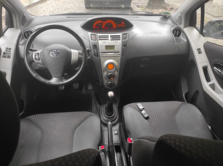 Toyota Yaris 1.8 TS Нов внос от Швейцария