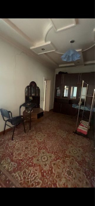 Киров . Олмазор. Кўча. 2. Сотих. 4. Хона. Ўрта. Ремонт..К