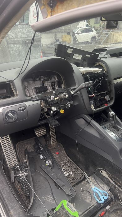 Голф 5 GTI на части