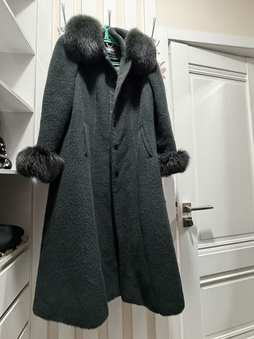 Женское шерстяное пальто