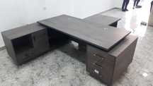 Ofis uchun mebel xolati ideal yangi 80×2.20