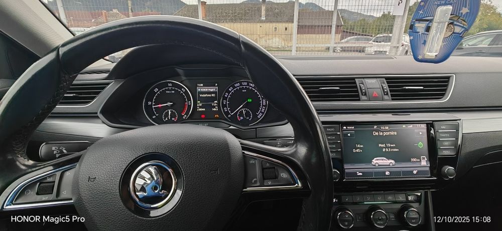 Skoda Superb  • 2.0 TDI 150 CP • DSG •