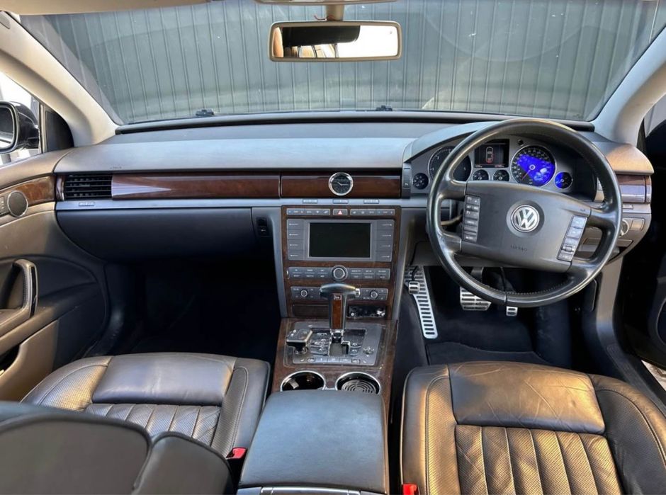 Volkswagen Phaeton 2009 3.0 TDI V6 240cp 4 motion ( 4x4 )