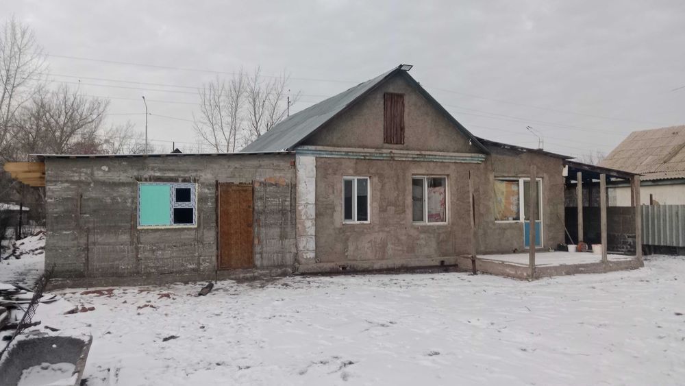 Продаётся или сдам дом в поселоке Новодолинке