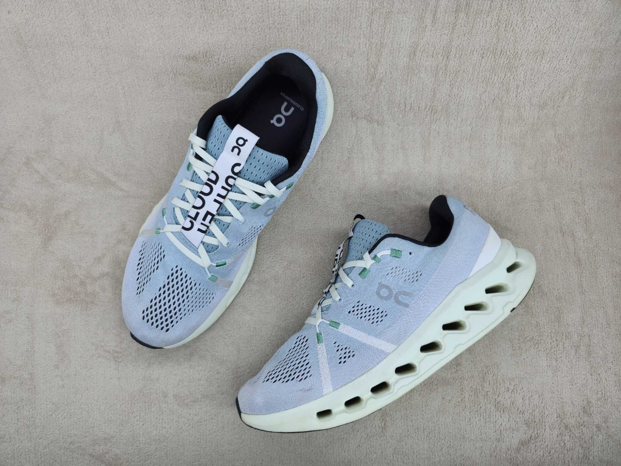 On Running Cloudsurfer Mineral/ Aloe - mărime 47.5