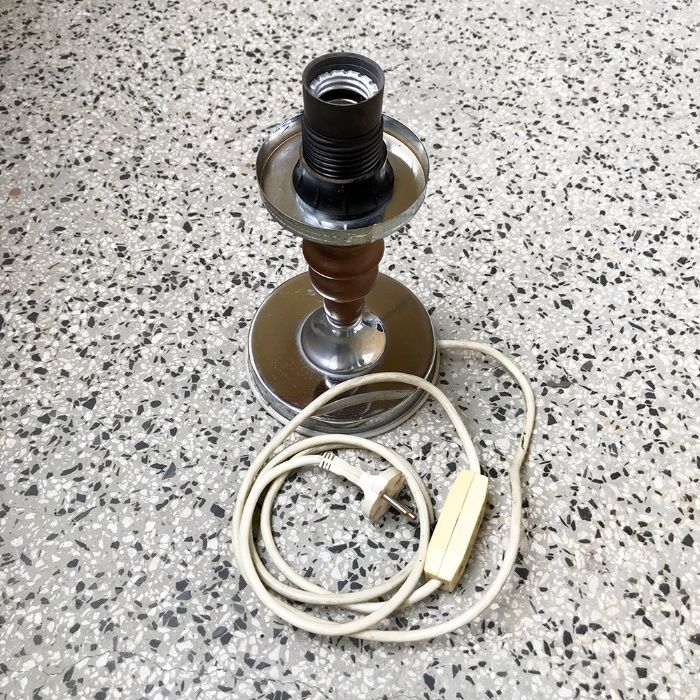 Основа за настолна лампа