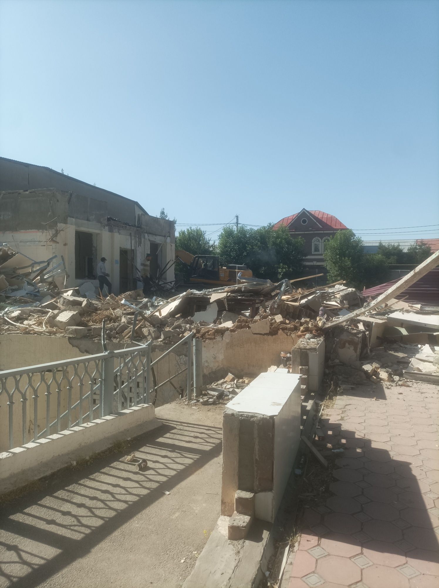Uy buzamiz(uchastka) snos, demontaj