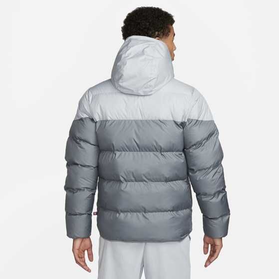Яке Nike Windrunner PrimaLoft®