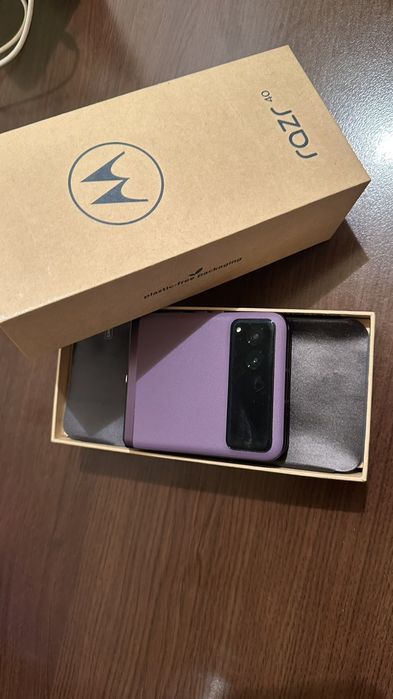 Motorola razr 40
