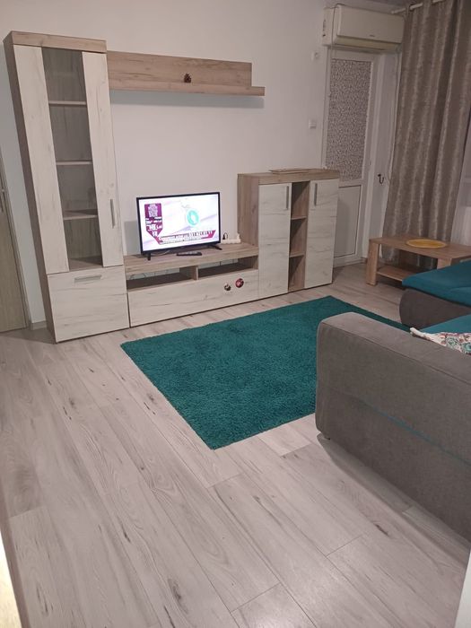 Închiriez apartament Dristor Park lake