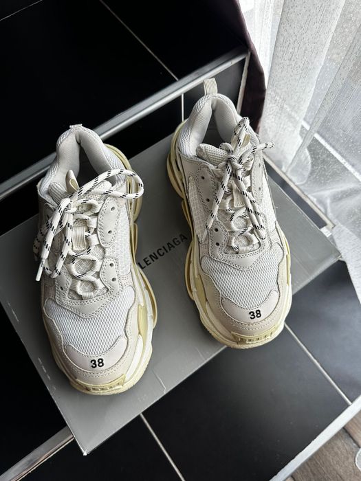 Balenciaga Triple S