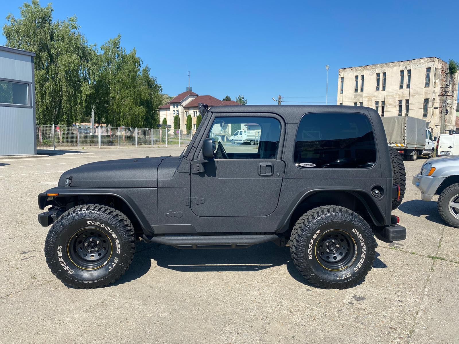 Jeep Wrangler Sahara