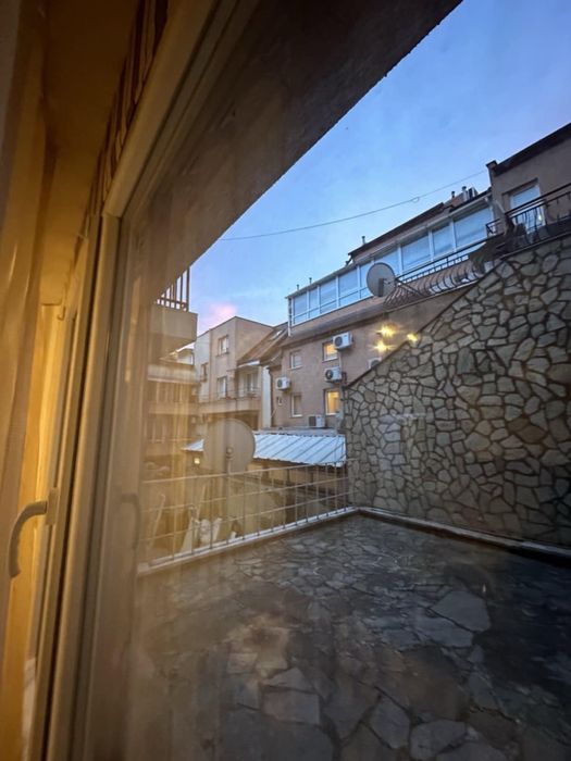 Продава се Тристаен апартамент в Варна, Колхозен пазар - 73 кв.м за 1397 €/кв.м - Снимка #2