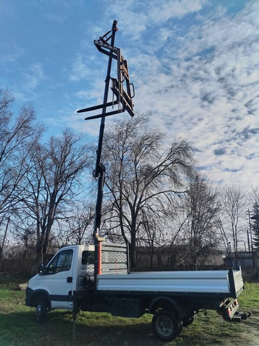 Transport camion 3,5 t + macara 2,2 t – disponibil Vrancea