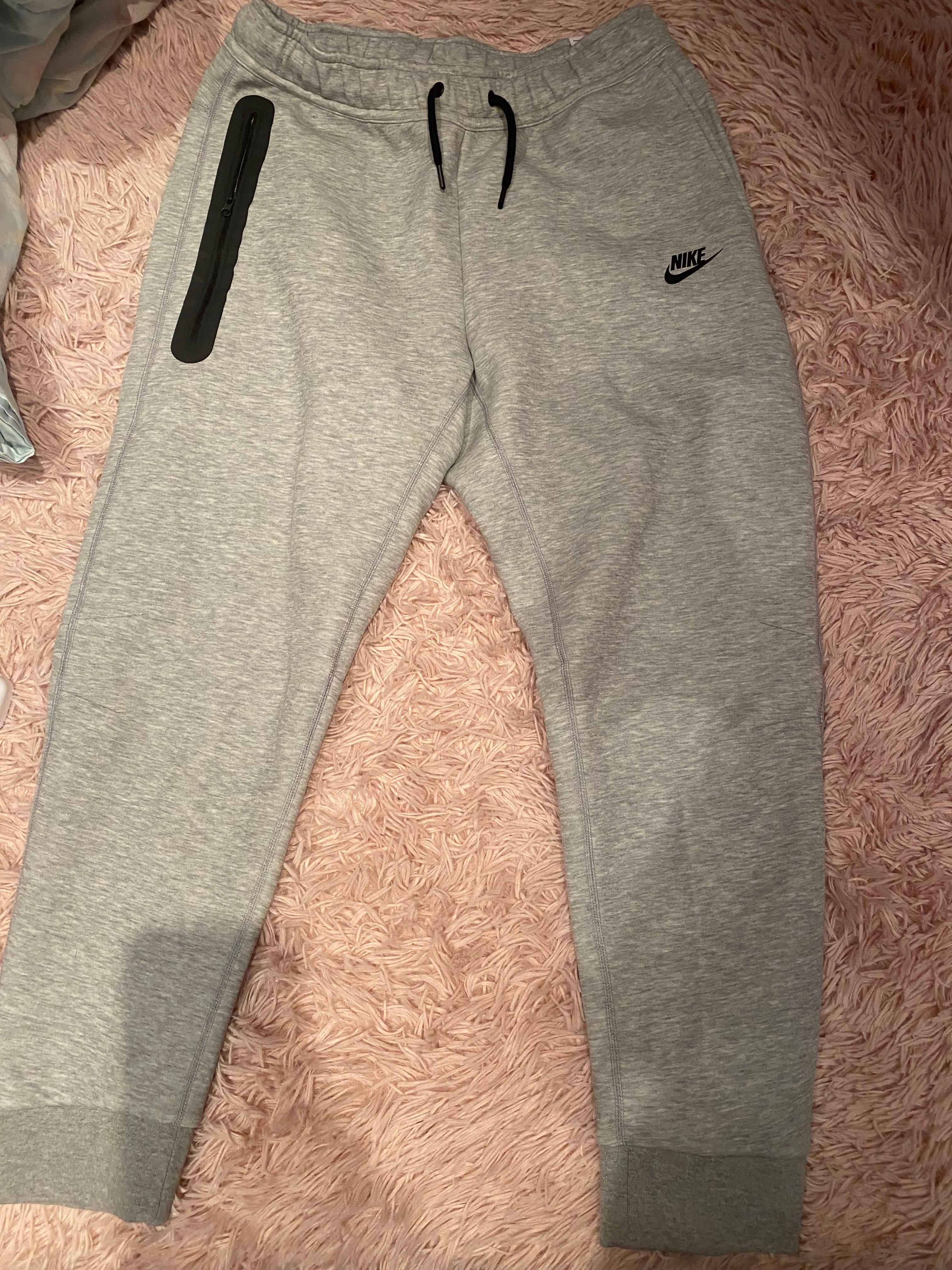 Nike tech fleece