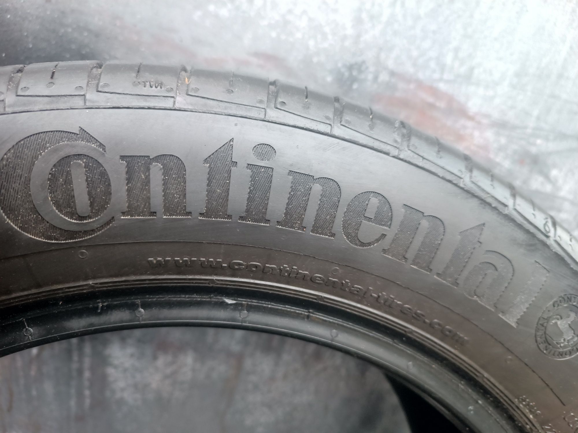 205/55/16 Continental