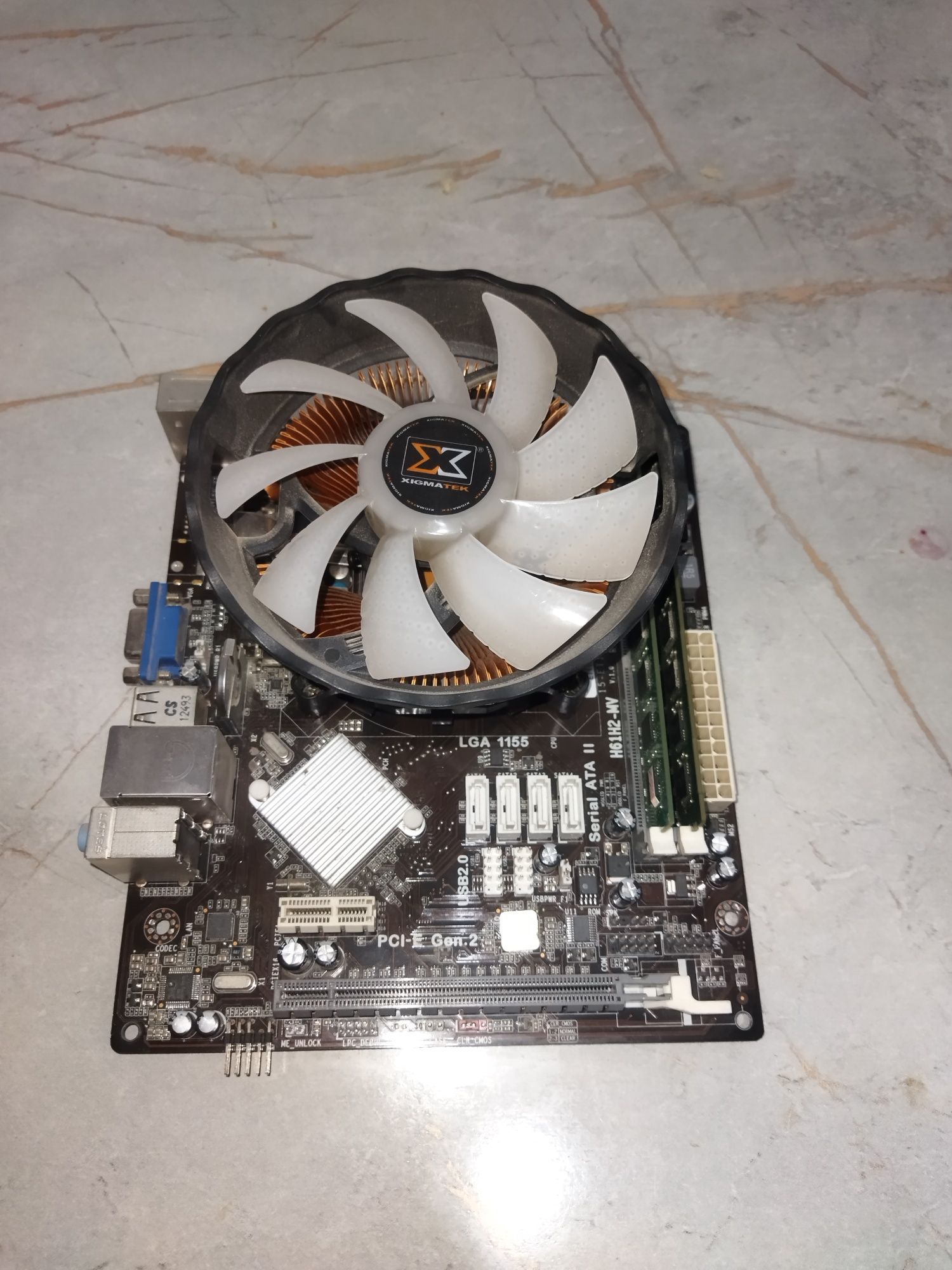 Материнская плата h61 lga 1155 + процессор + оперативная память