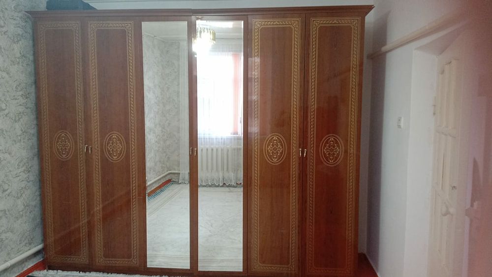 Шкаф тумба сатылады