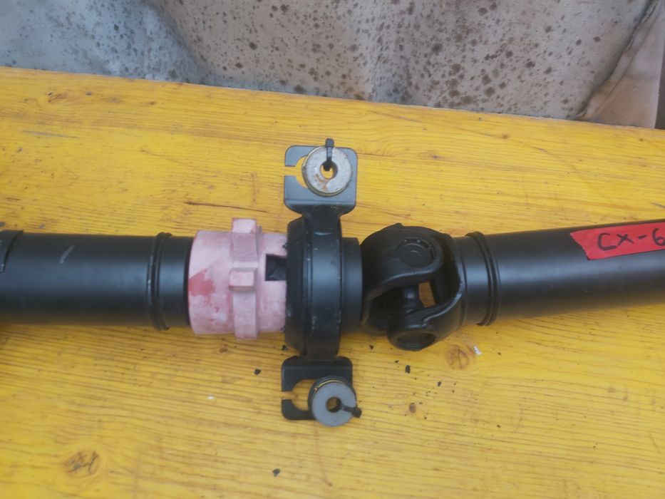 Карданен вал за мазда цх60 Mazda СХ60
